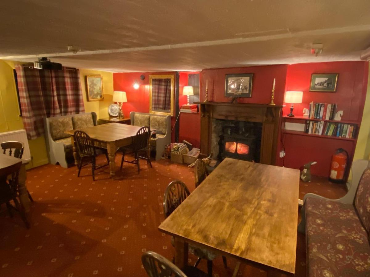 The Carriers Arms Hotel Codford St Mary Екстериор снимка