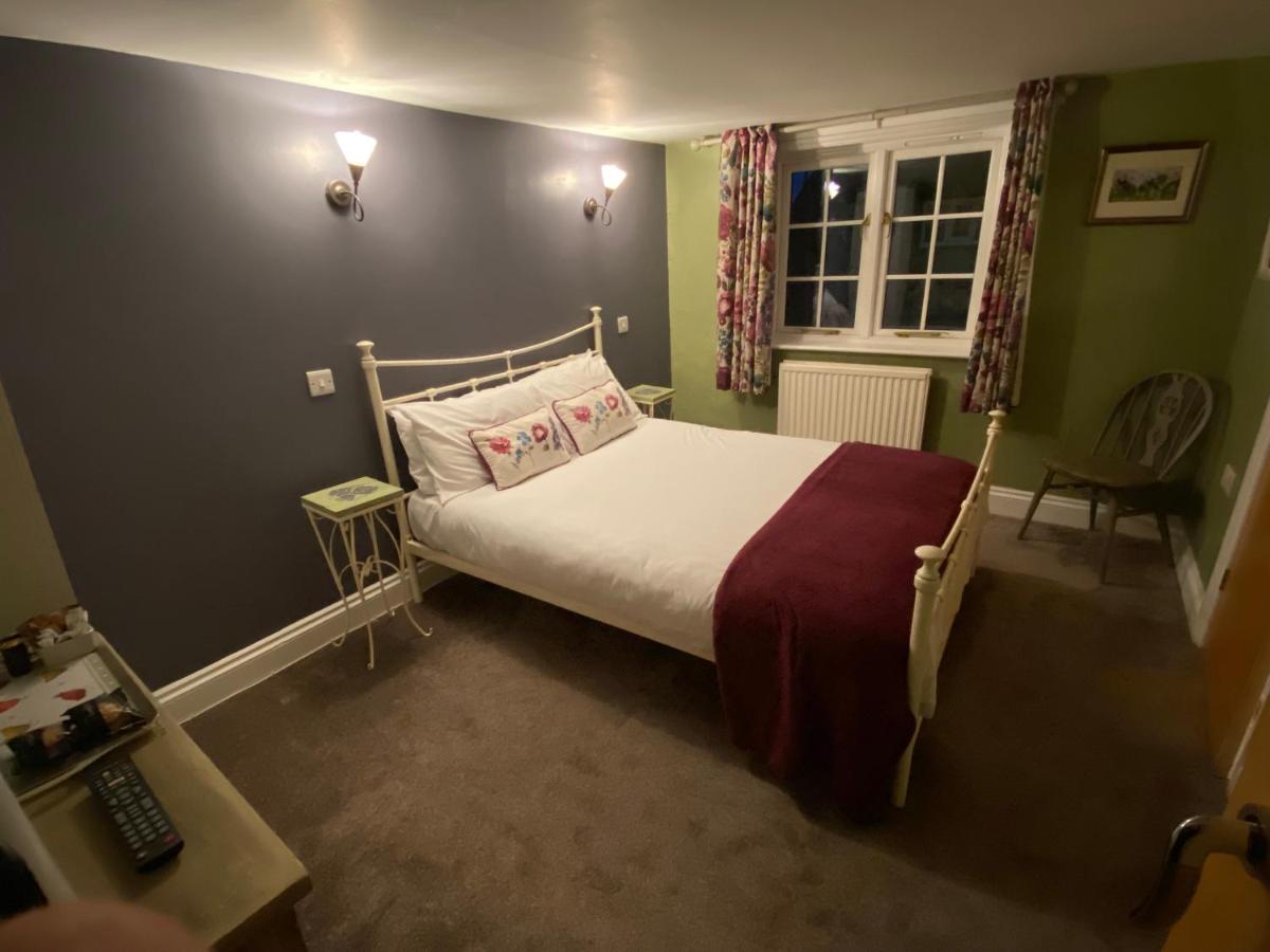 The Carriers Arms Hotel Codford St Mary Екстериор снимка